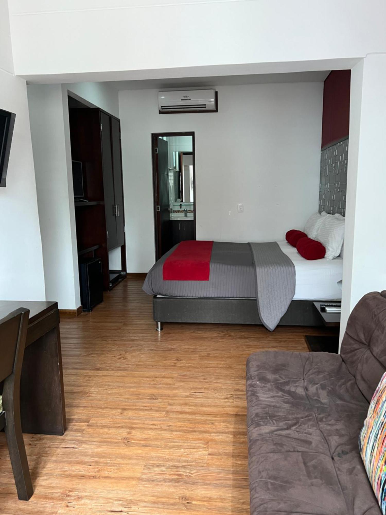 Hotel Florencia Plaza Medellín Buitenkant foto