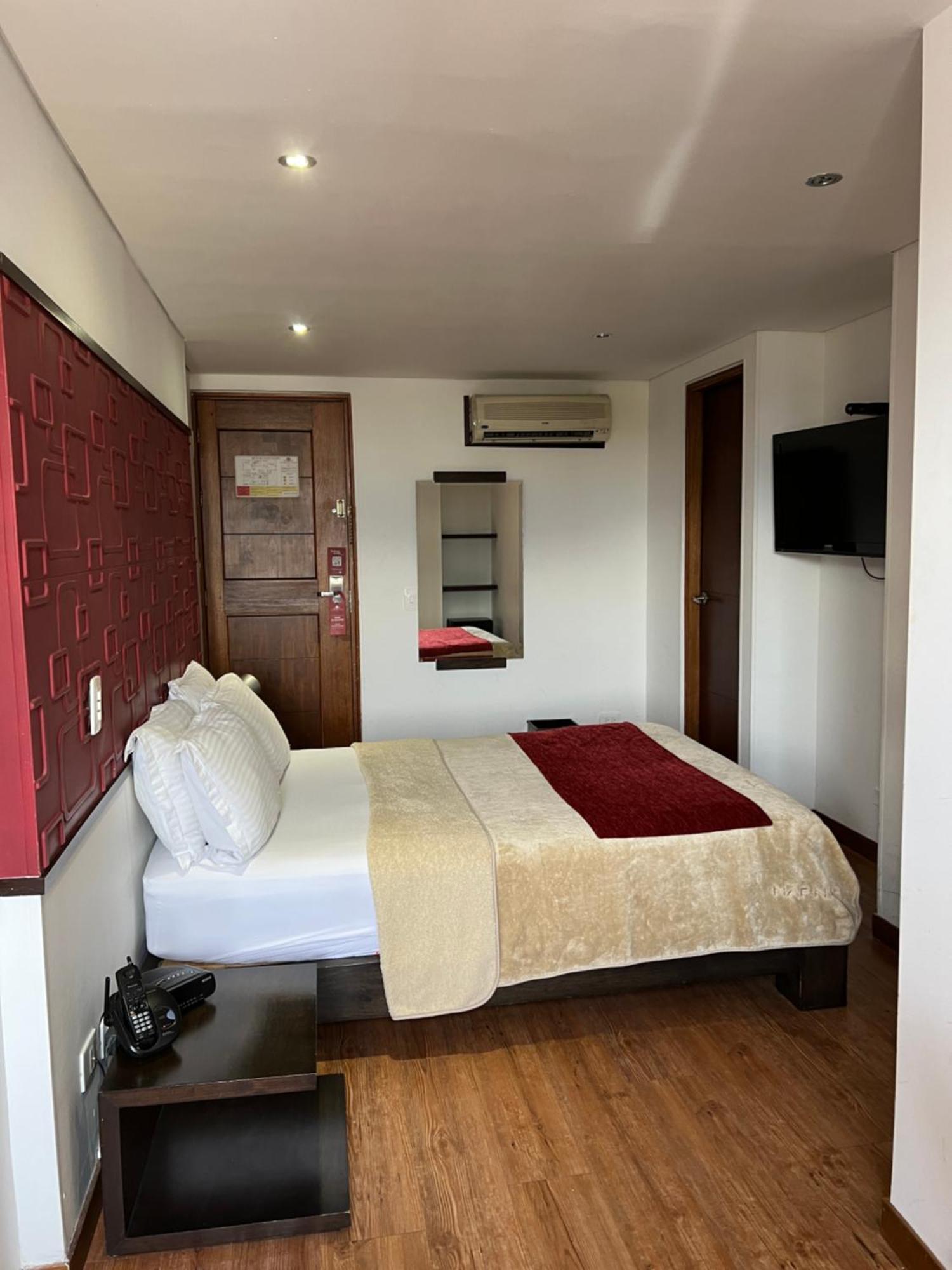 Hotel Florencia Plaza Medellín Buitenkant foto